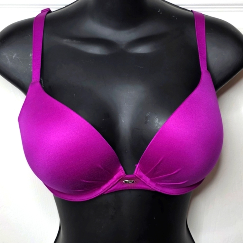 Victoria's Secret Fuchsia Underwire Bra